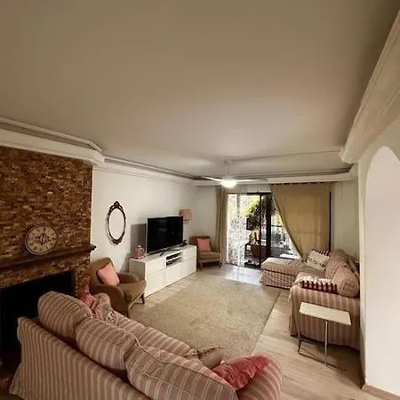 Villa Kusadasi 펜션 쿠사다시